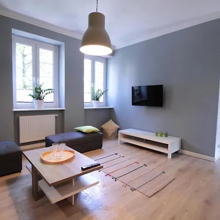 דירה Malibu Ii Apartament Srodmiescie גדינייה